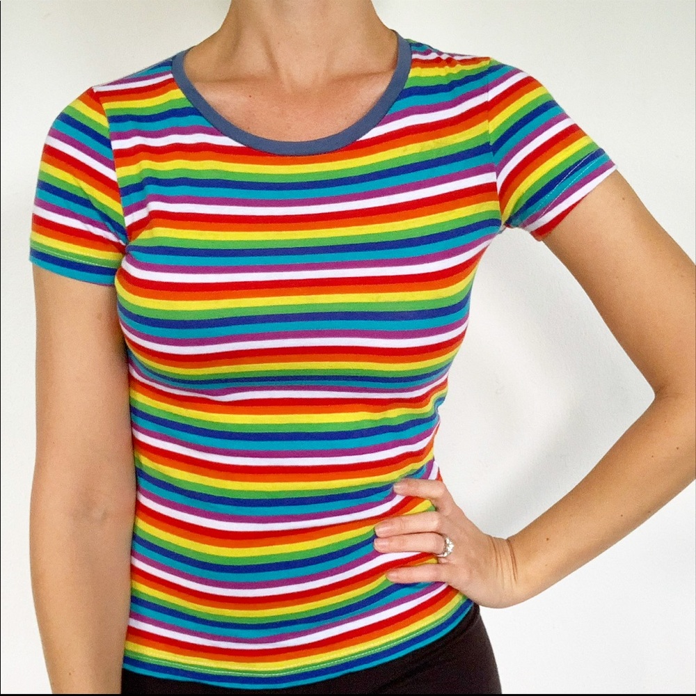 Rainbow stripe crew neck short sleeve tee size 0